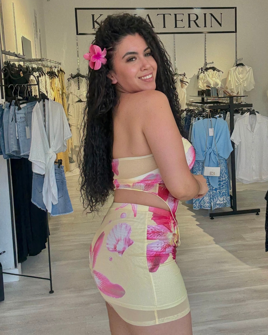 Conjunto Flores