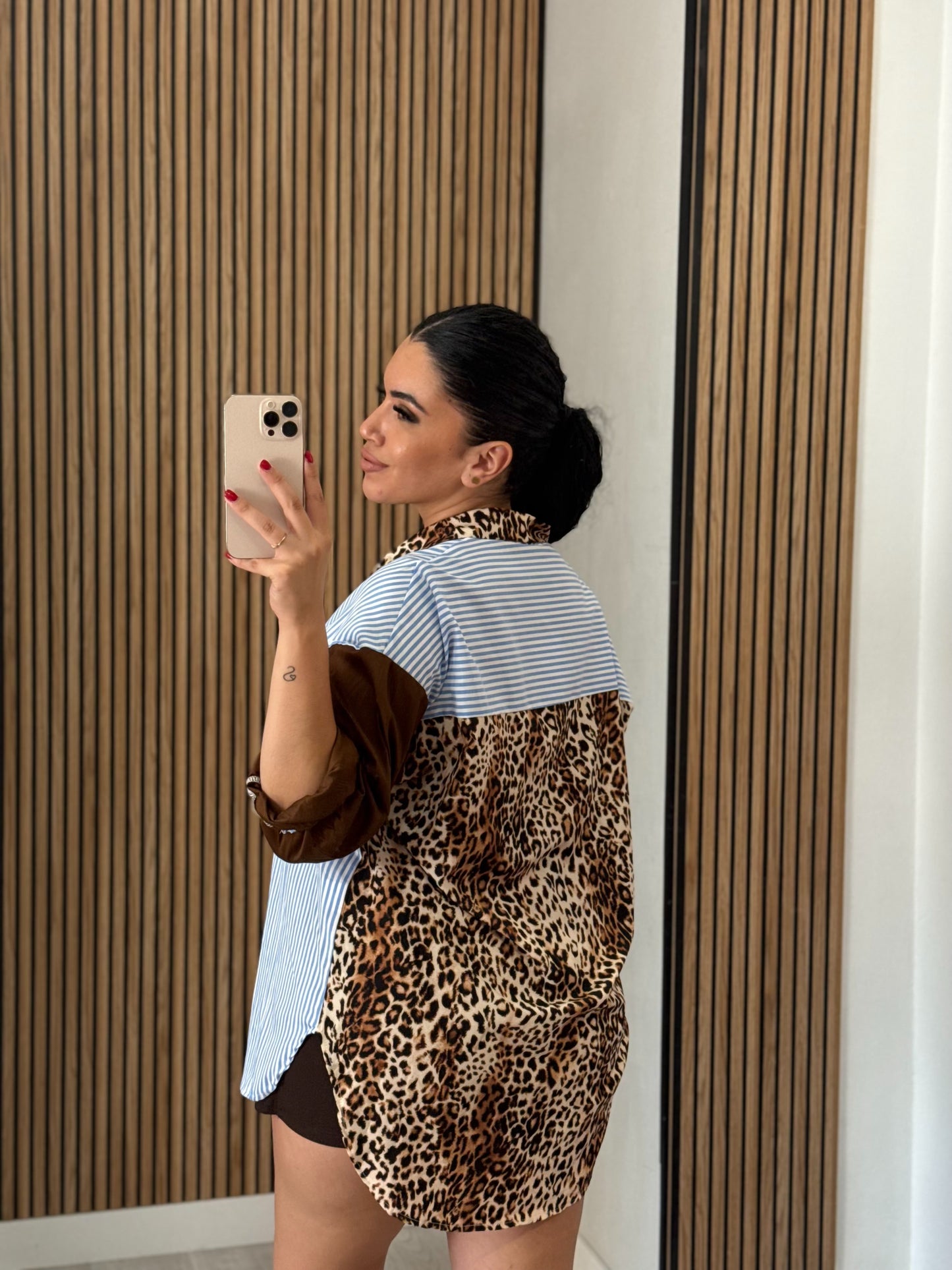 Camisa rayas y animal print